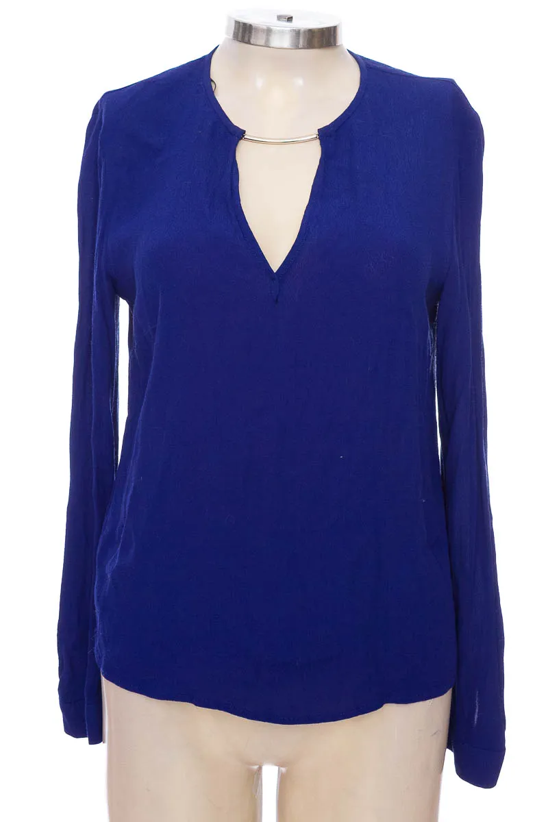 BLUSA COLOR AZUL  MNG