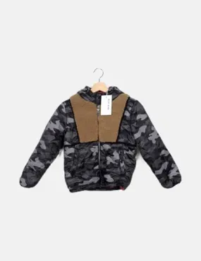 Name it Abrigo negro estampado militar